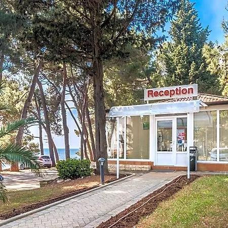 Savudrija Apartments Hotel